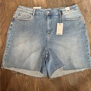 Judy Blue Denim Shorts 3XL Light Wash Rhinestone Studded Raw Hem New With Tags